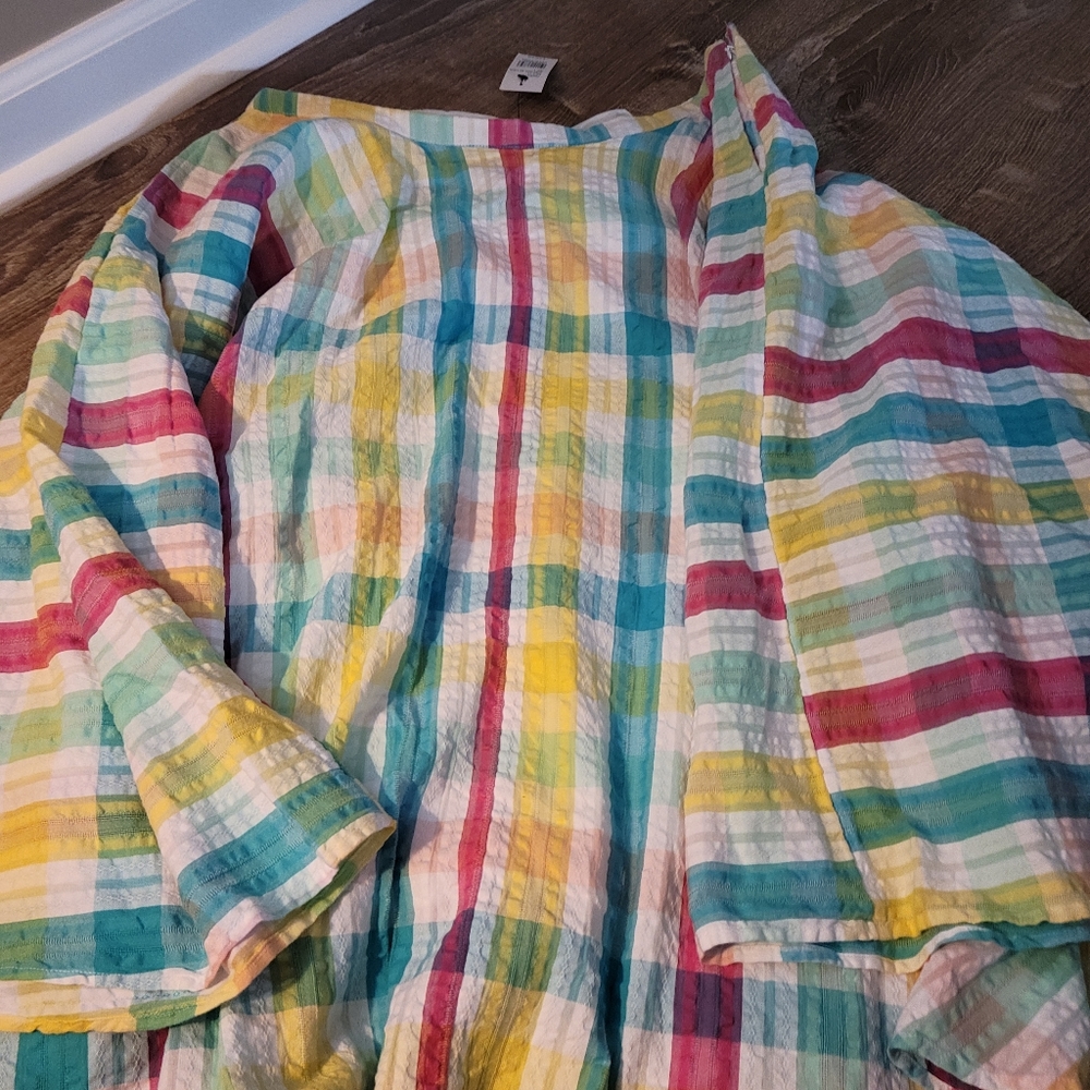 Ladies cape shirt